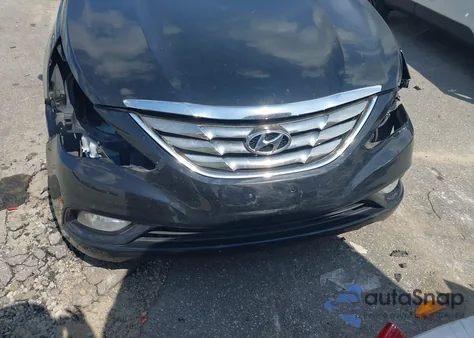 2013 Hyundai Sonata Limited 2.0T z USA, uszkodzony, nr VIN 5NPEC4AB6DH556374